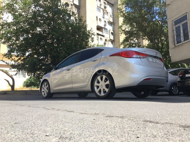 Hyundai Elantra 2011, 114,300 km - 1.8 l - Bakı