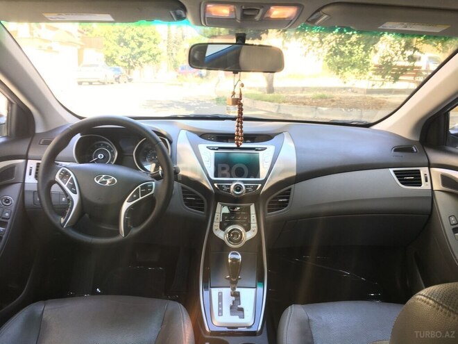 Hyundai Elantra 2011, 114,300 km - 1.8 l - Bakı
