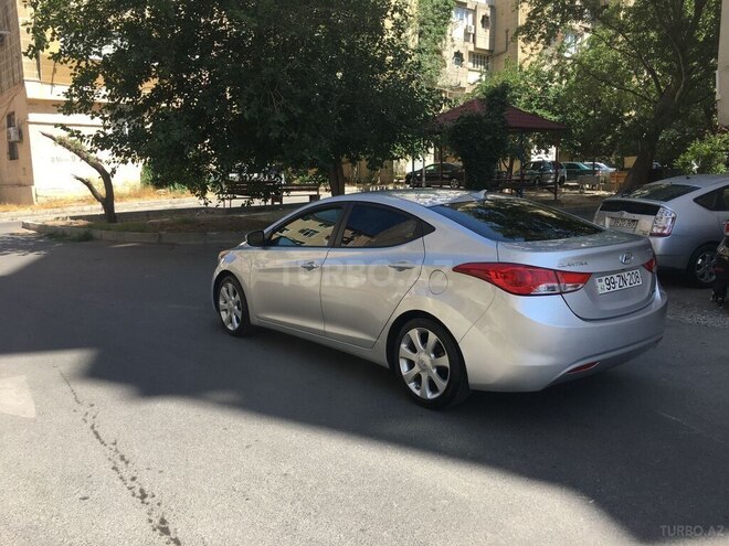 Hyundai Elantra 2011, 114,300 km - 1.8 l - Bakı