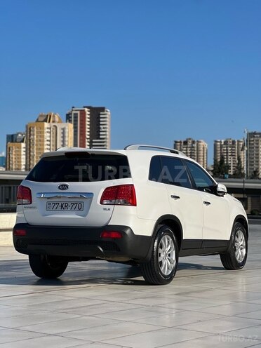 Kia Sorento 2011, 270,000 km - 2.0 l - Bakı