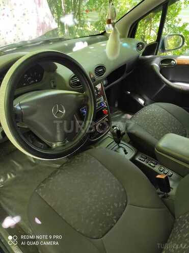 Mercedes A 160 2001, 166,350 km - 1.6 л - Qax