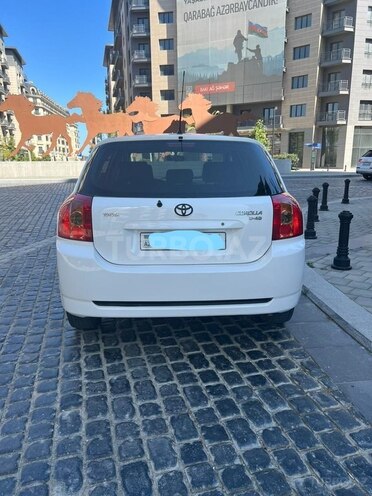 Toyota Corolla 2004, 272,000 km - 1.4 l - Bakı
