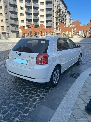 Toyota Corolla 2004, 272,000 km - 1.4 l - Bakı