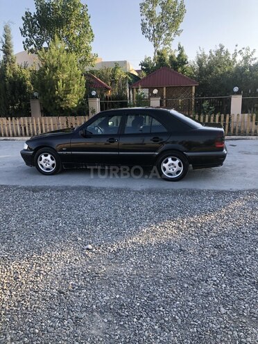 Mercedes C 220 1999, 365,000 km - 2.2 l - Bakı