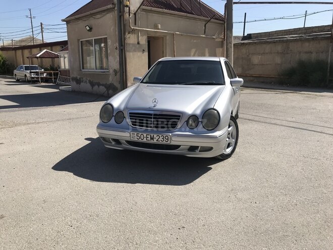 Mercedes E 220 2000, 610,000 km - 2.2 l - Bakı