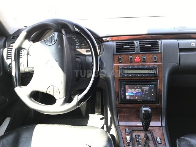 Mercedes E 220 2000, 610,000 km - 2.2 l - Bakı