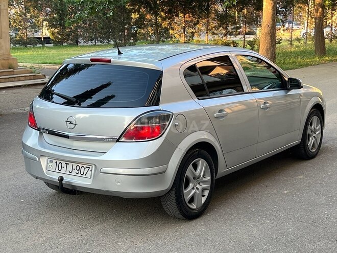 Opel Astra 2009, 240,000 km - 1.3 l - Gəncə
