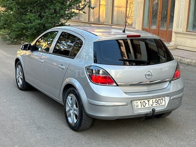 Opel Astra 2009, 240,000 km - 1.3 l - Gəncə