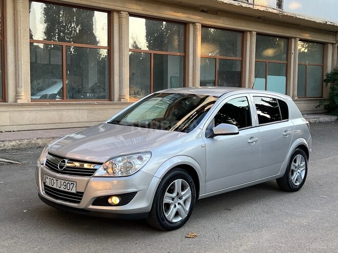 Opel Astra 2009, 240,000 km - 1.3 l - Gəncə