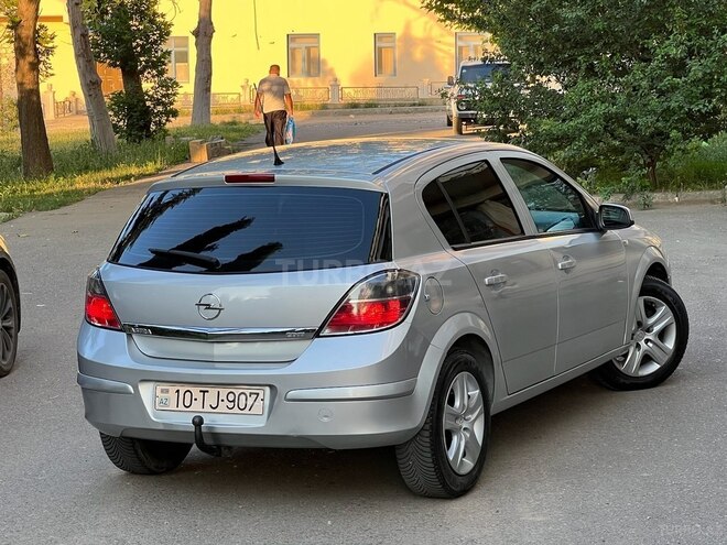 Opel Astra 2009, 240,000 km - 1.3 l - Gəncə