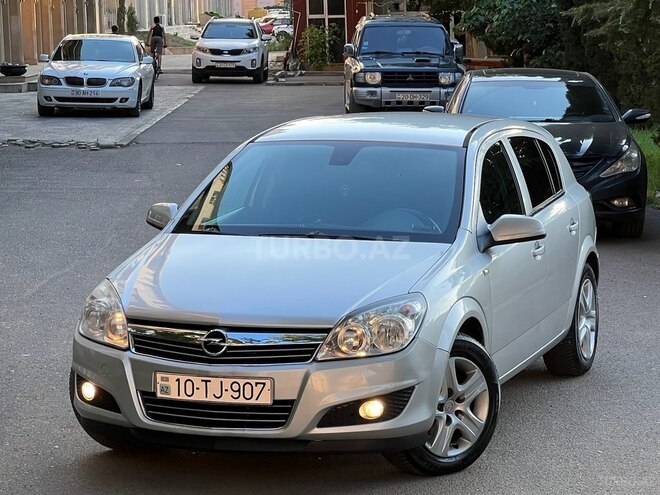 Opel Astra 2009, 240,000 km - 1.3 l - Gəncə