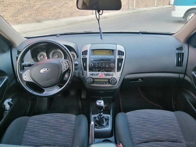 Kia Ceed 2008, 240,000 km - 1.6 л - Bakı