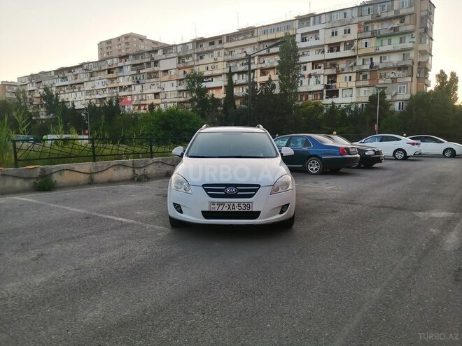Kia Ceed 2008, 240,000 km - 1.6 л - Bakı