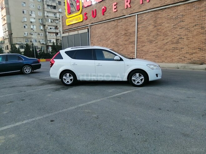 Kia Ceed 2008, 240,000 km - 1.6 л - Bakı