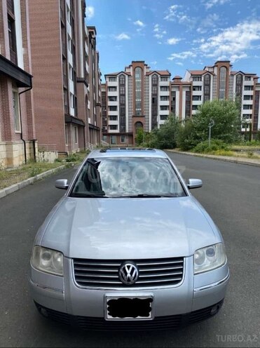 Volkswagen Passat 2001, 275,000 km - 1.8 l - Zaqatala