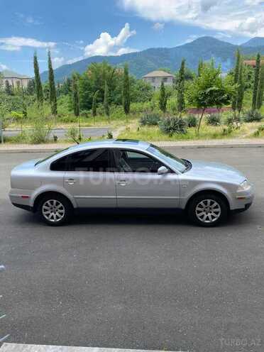 Volkswagen Passat 2001, 275,000 km - 1.8 l - Zaqatala