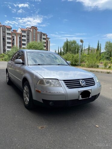 Volkswagen Passat 2001, 275,000 km - 1.8 l - Zaqatala
