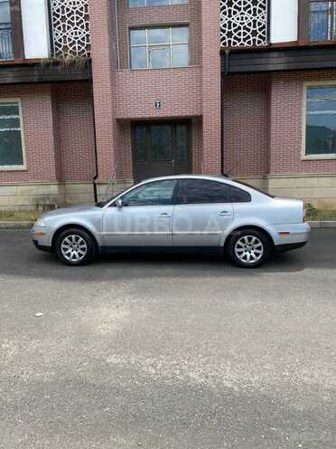 Volkswagen Passat 2001, 275,000 km - 1.8 l - Zaqatala