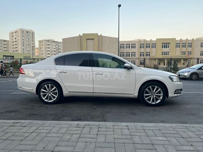 Volkswagen Passat 2013, 208,216 km - 1.8 l - Bakı