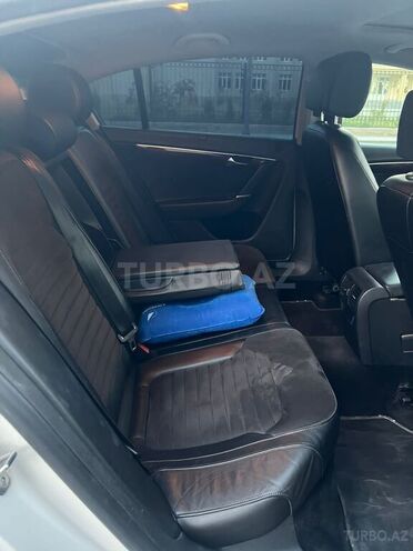 Volkswagen Passat 2013, 208,216 km - 1.8 l - Bakı