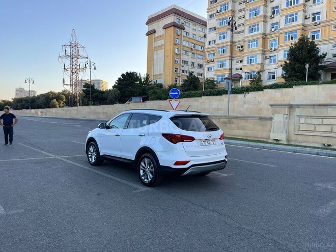 Hyundai Santa Fe 2016, 228,000 km - 2.0 l - Bakı