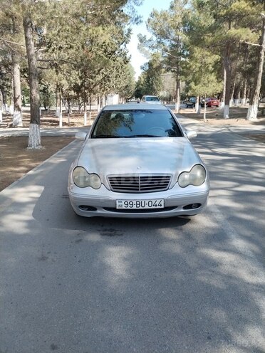 Mercedes C 220 2000, 500,000 km - 2.2 л - Sumqayıt