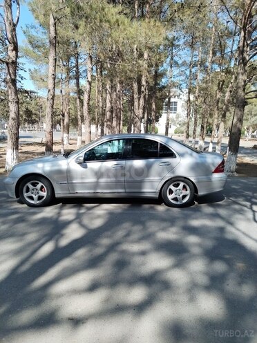 Mercedes C 220 2000, 500,000 km - 2.2 л - Sumqayıt