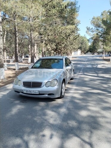 Mercedes C 220 2000, 500,000 km - 2.2 л - Sumqayıt