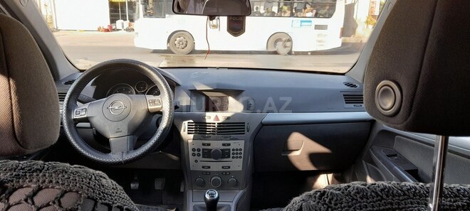 Opel Astra 2006, 258,000 km - 1.3 л - Bakı
