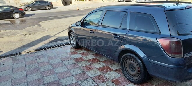Opel Astra 2006, 258,000 km - 1.3 л - Bakı