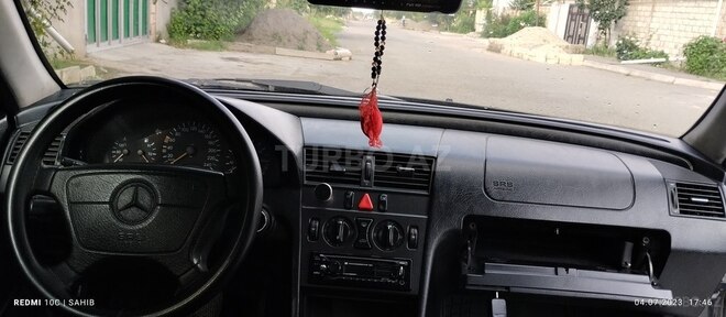 Mercedes C 200 1997, 513,602 km - 2.0 л - Quba