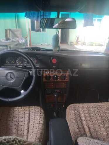 Mercedes 190 1993, 456,826 km - 2.0 л - Mingəçevir