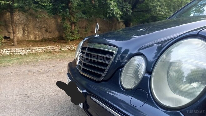 Mercedes E 220 2001, 452,865 km - 2.2 l - Masallı