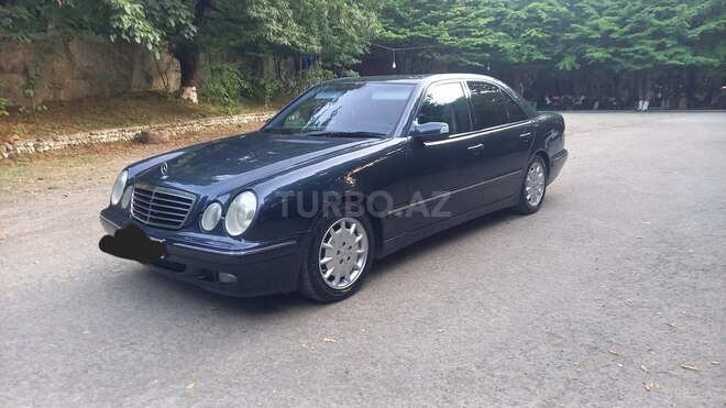 Mercedes E 220 2001, 452,865 km - 2.2 l - Masallı