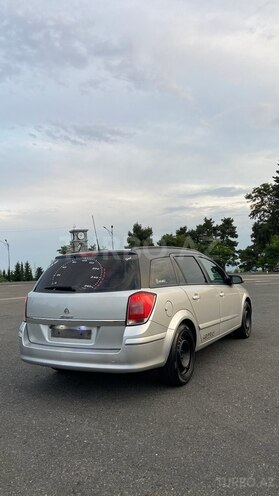 Opel Astra 2005, 315,000 km - 1.3 l - Qax