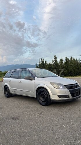 Opel Astra 2005, 315,000 km - 1.3 l - Qax