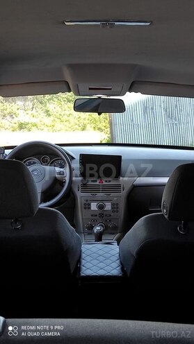 Opel Astra 2005, 315,000 km - 1.3 l - Qax