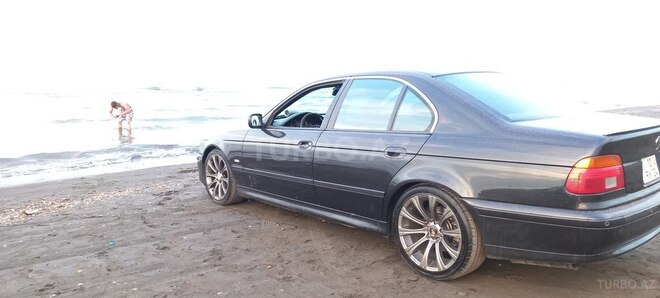 BMW 535 1997, 42,300 km - 3.5 l - Qusar