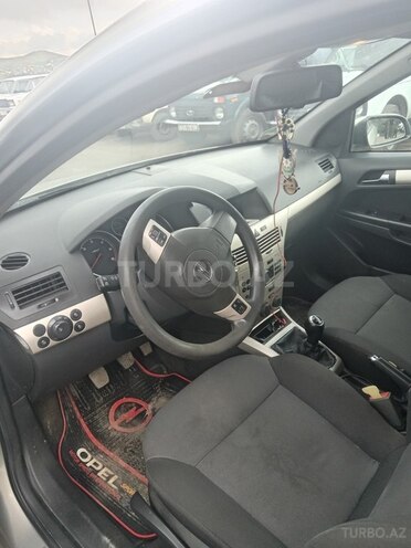 Opel Astra 2008, 208,073 km - 1.7 л - Gədəbəy