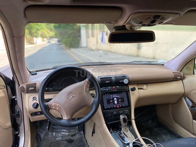 Mercedes C 240 2001, 367,523 km - 2.6 л - Bakı