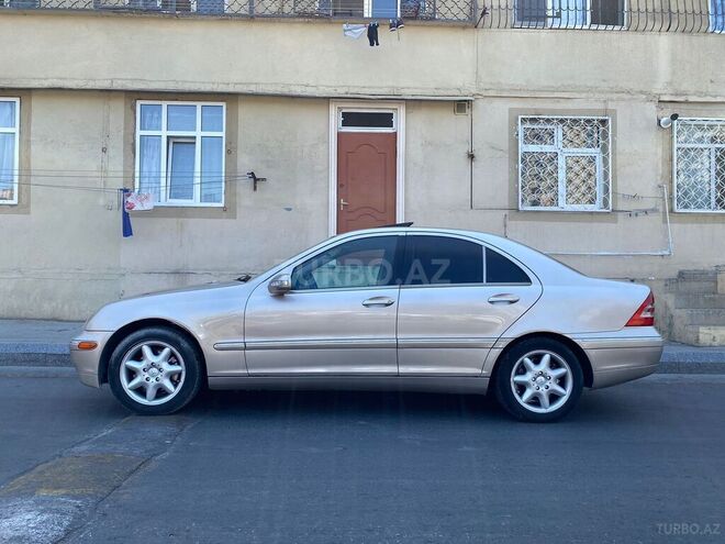 Mercedes C 240 2001, 367,523 km - 2.6 л - Bakı