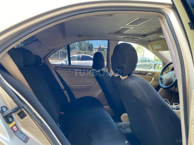 Mercedes C 240 2001, 367,523 km - 2.6 л - Bakı