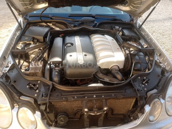 Mercedes E 270 2002, 485,008 km - 2.7 l - Bakı