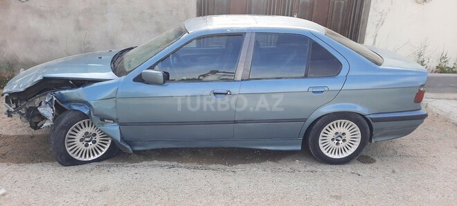 BMW 318 1994, 300,000 km - 1.8 л - Bakı