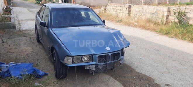 BMW 318 1994, 300,000 km - 1.8 л - Bakı