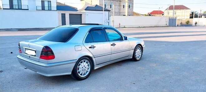 Mercedes C 180 2000, 443,000 km - 1.8 l - Bakı