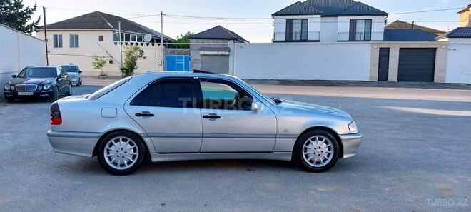 Mercedes C 180 2000, 443,000 km - 1.8 l - Bakı