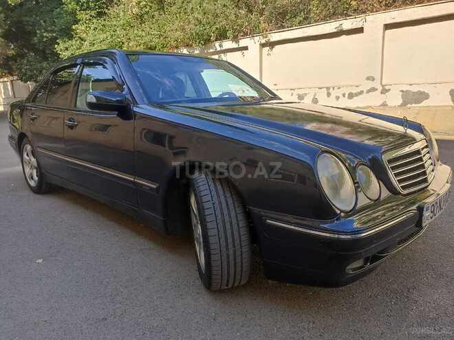 Mercedes E 240 2001, 275,000 km - 2.4 l - Bakı