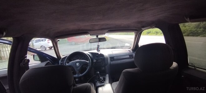 BMW 318 1996, 182,000 km - 1.8 l - Qəbələ