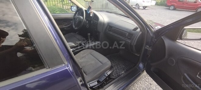 BMW 318 1996, 182,000 km - 1.8 l - Qəbələ